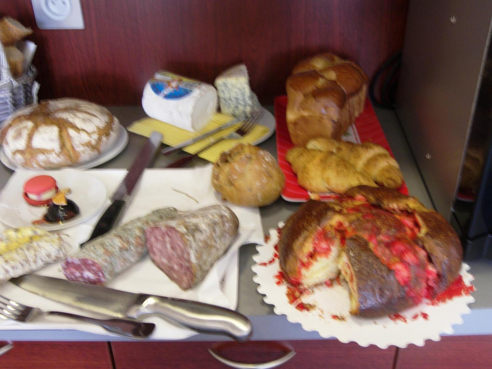 Del Matin Calme Bed & Breakfast Montverdun