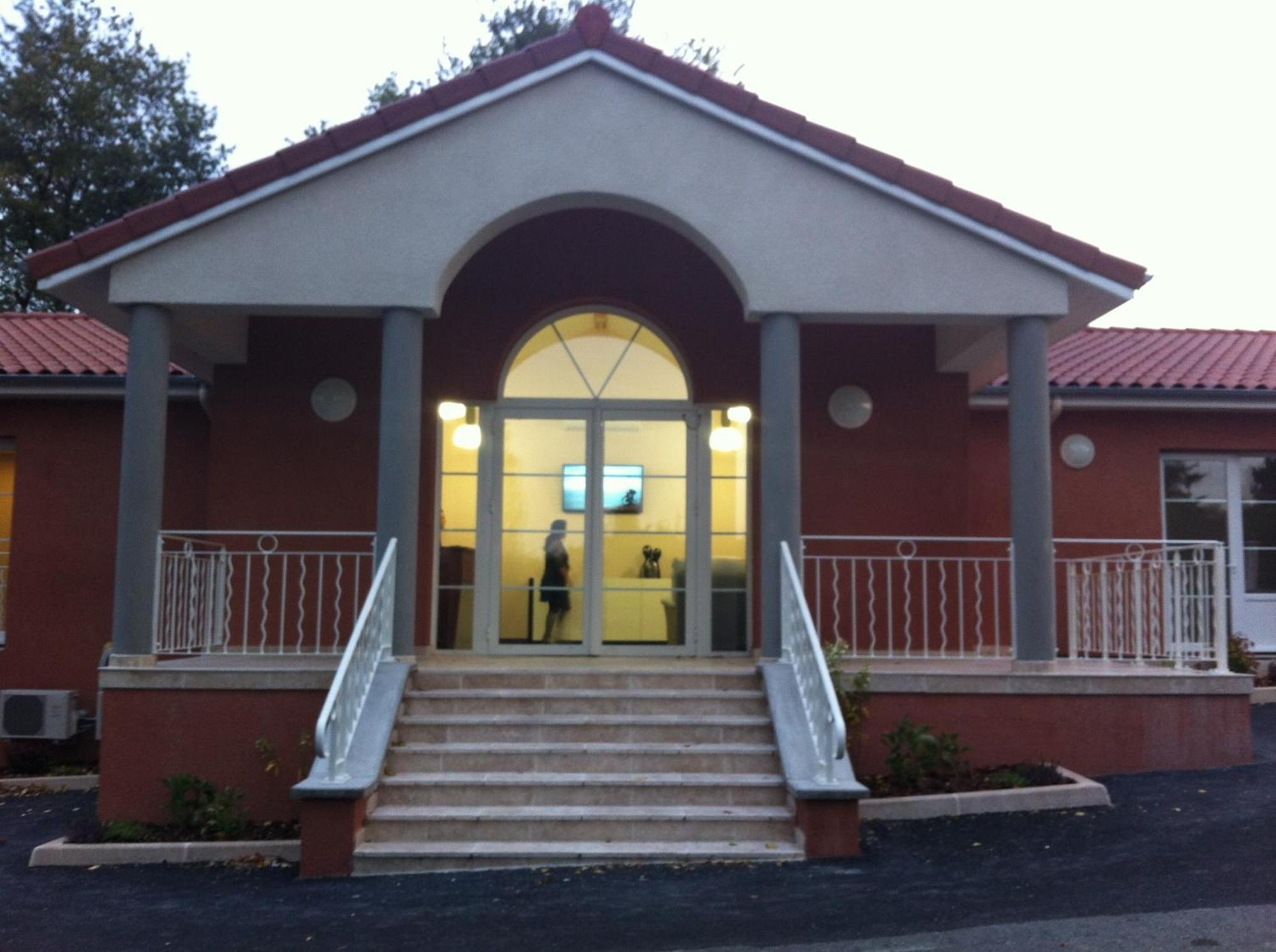Del Matin Calme Bed & Breakfast 3*